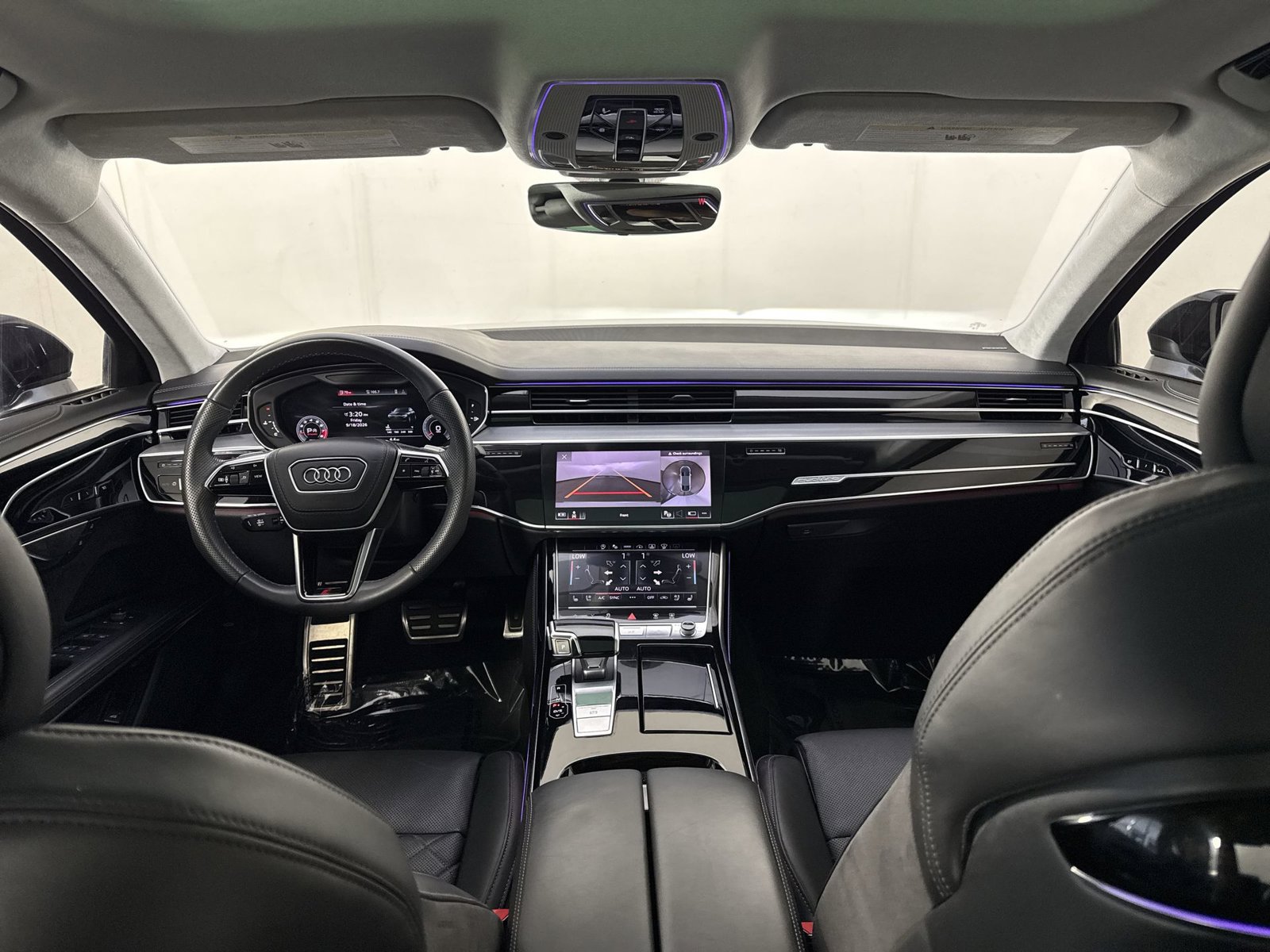 Used 2023 Audi S8 AWD/4WD image 23