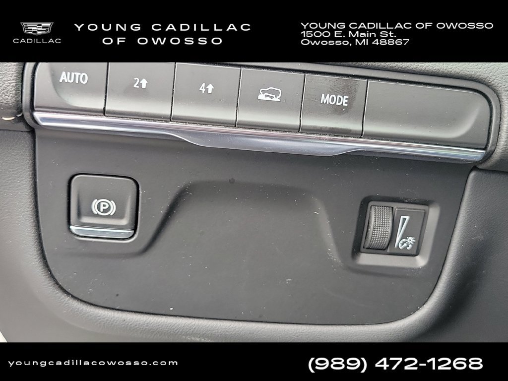 Certified 2024 Cadillac Escalade Premium Luxury AWD/4WD image 13