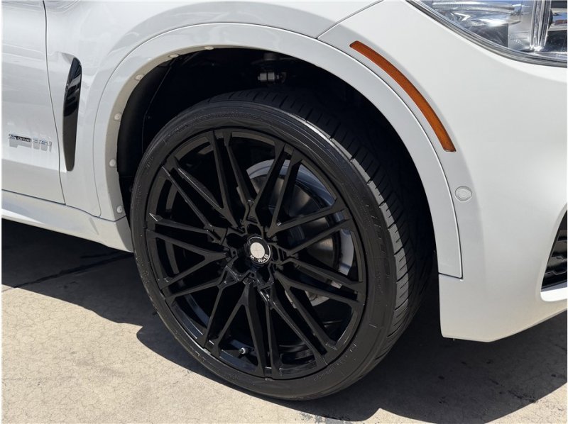 Used 2018 BMW X6 sDrive35i w/ M Sport Package RWD image 7