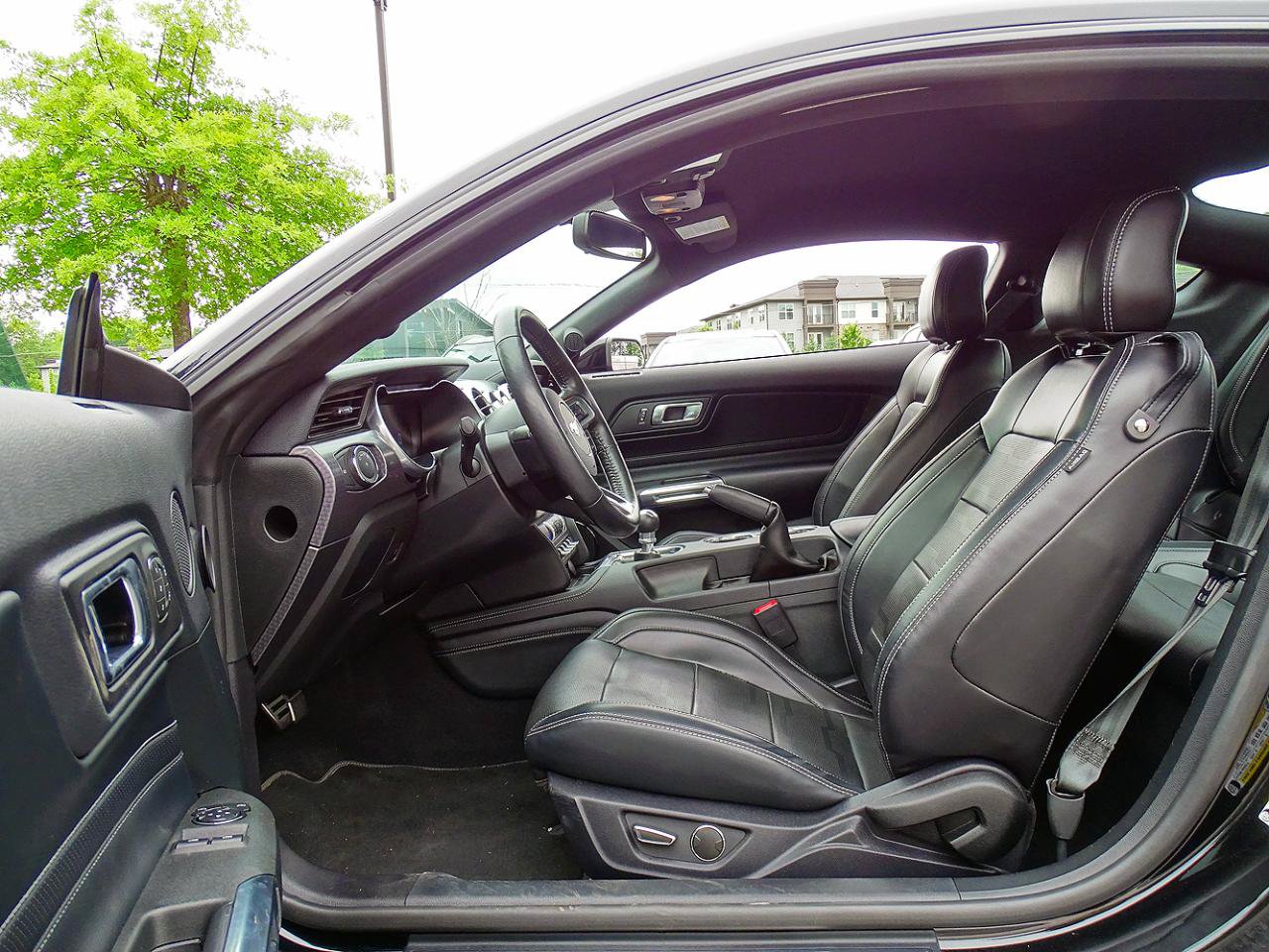 Used 2019 Ford Mustang GT Premium w/ Performance Package - Level 2 RWD image 21
