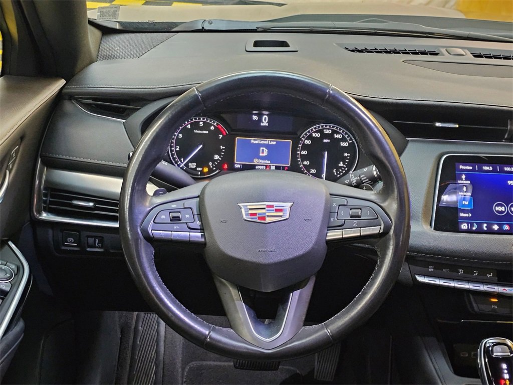 Used 2020 Cadillac XT4 Premium Luxury image 19