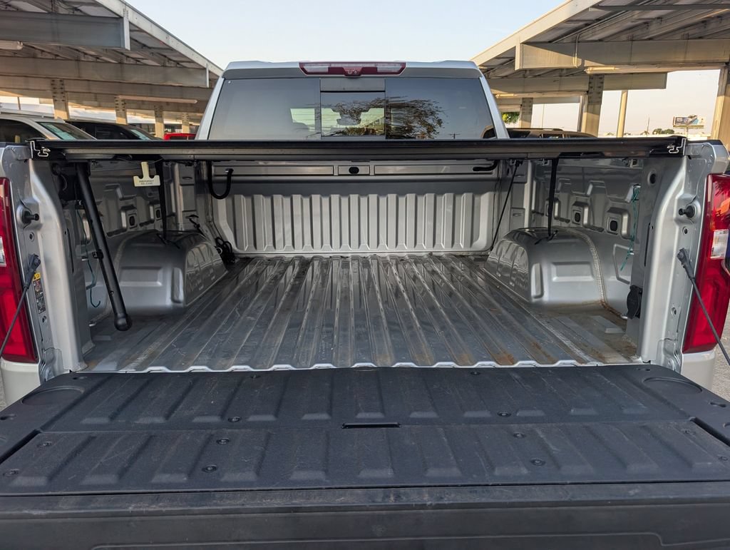 Certified 2022 Chevrolet Silverado 1500 LTZ w/ Technology Package RWD image 24