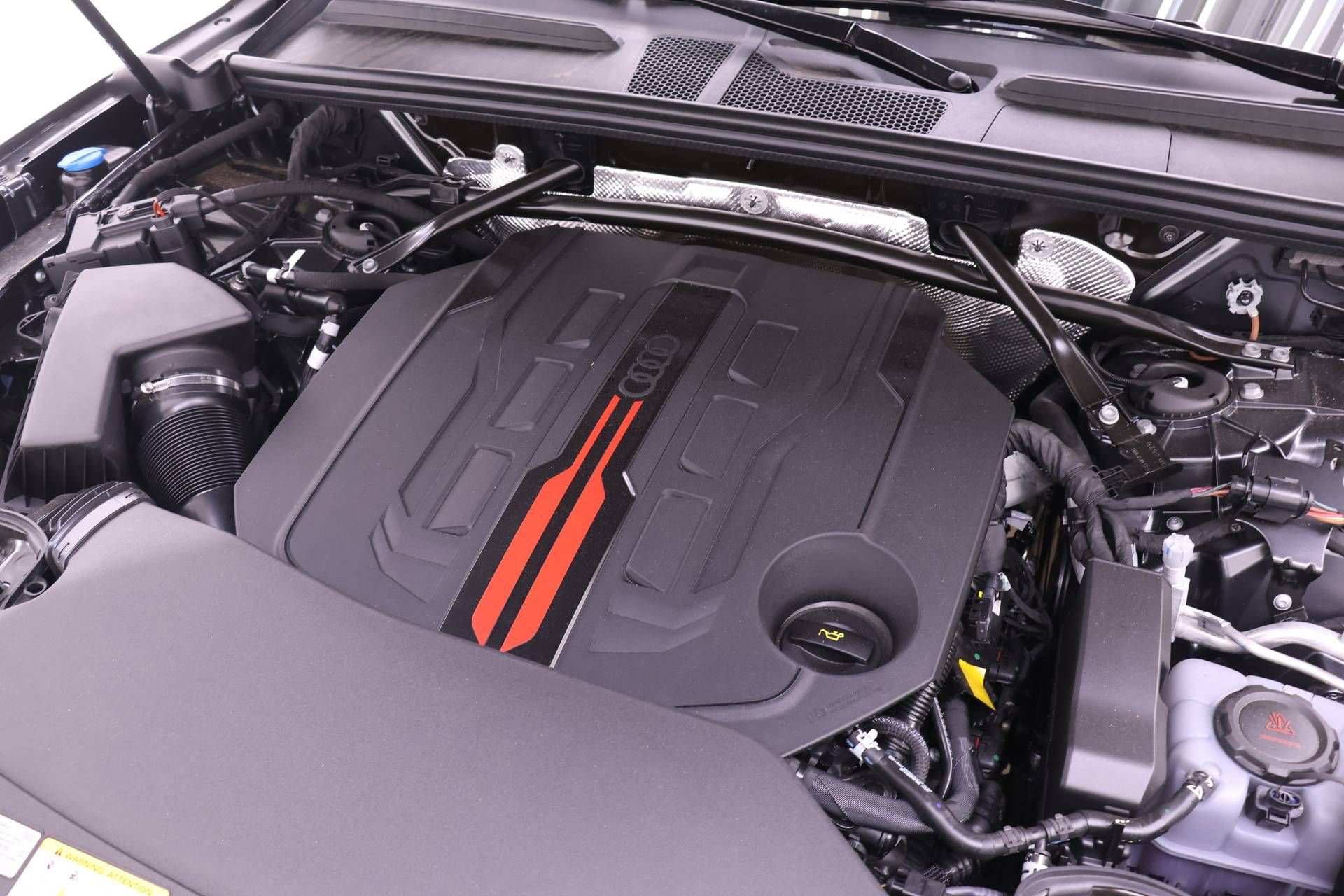 New 2026 Audi SQ5 Premium Plus AWD/4WD image 17