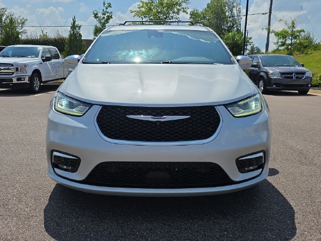 Used 2022 Chrysler Pacifica Pinnacle FWD image 8