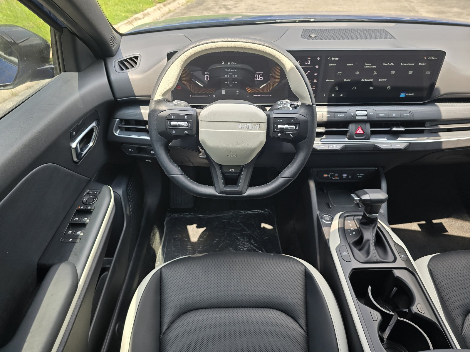 New 2026 Kia K4 GT-Line FWD image 6