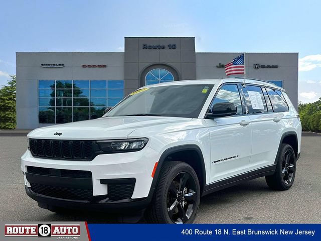 Used 2023 Jeep Grand Cherokee L Laredo AWD/4WD image 2