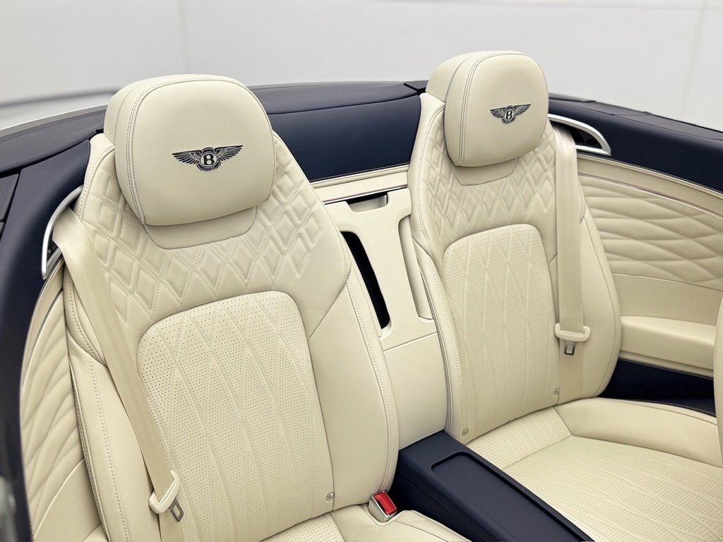 New 2024 Bentley Continental GT Azure image 6