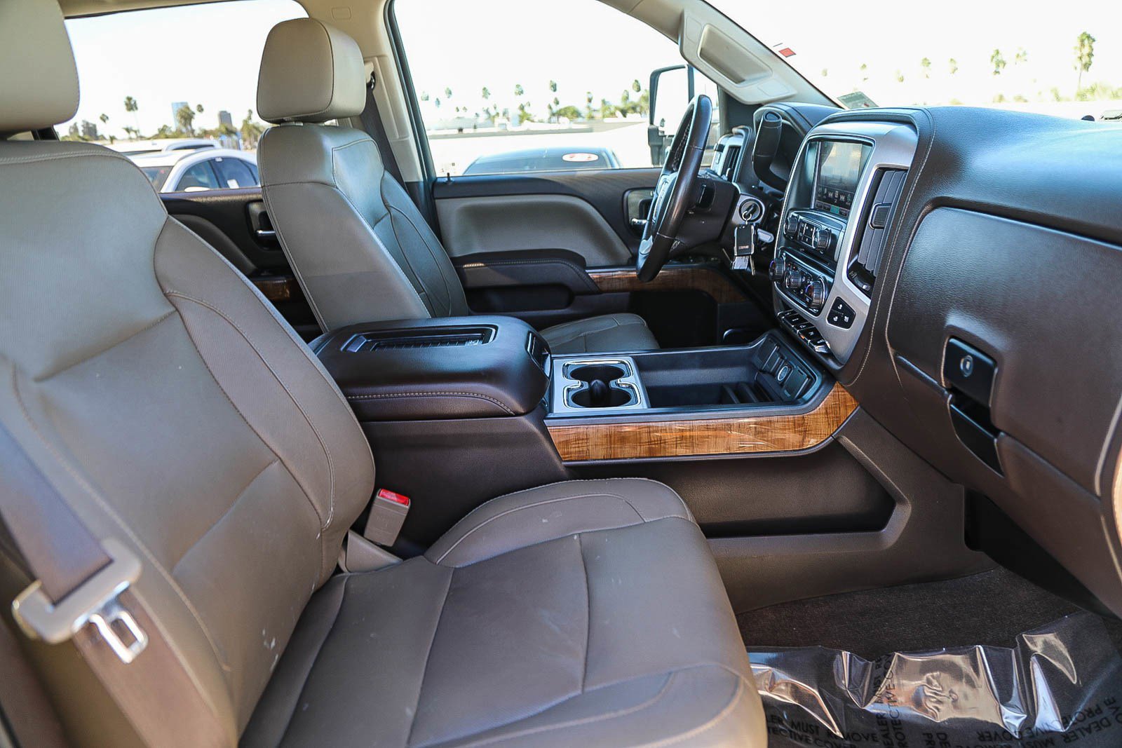 Used 2017 GMC Sierra 2500 SLT w/ Duramax Plus Package image 16