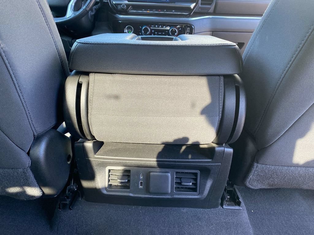Used 2022 Chevrolet Silverado 1500 LT w/ Protection Package AWD/4WD image 28