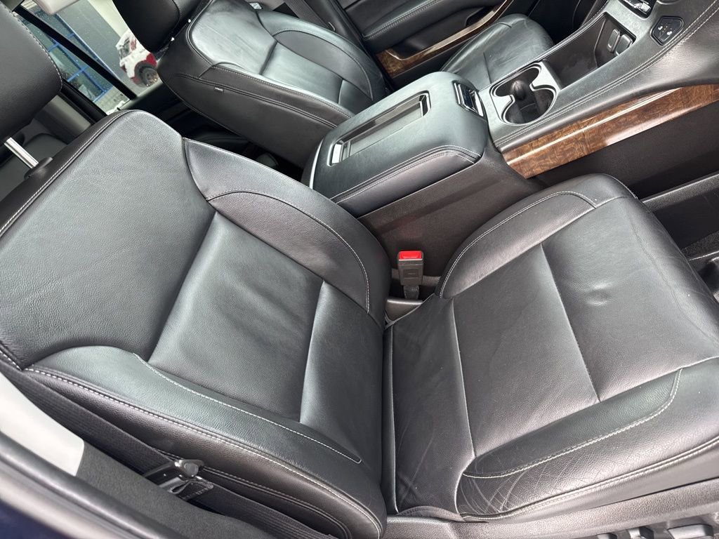 Used 2018 Chevrolet Suburban LT image 37