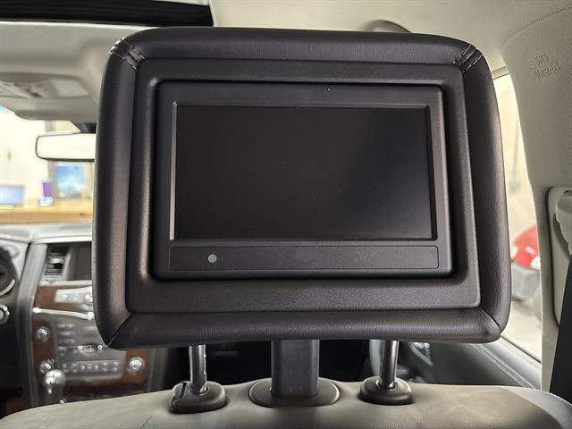 Used 2017 Nissan Armada SV AWD/4WD image 25