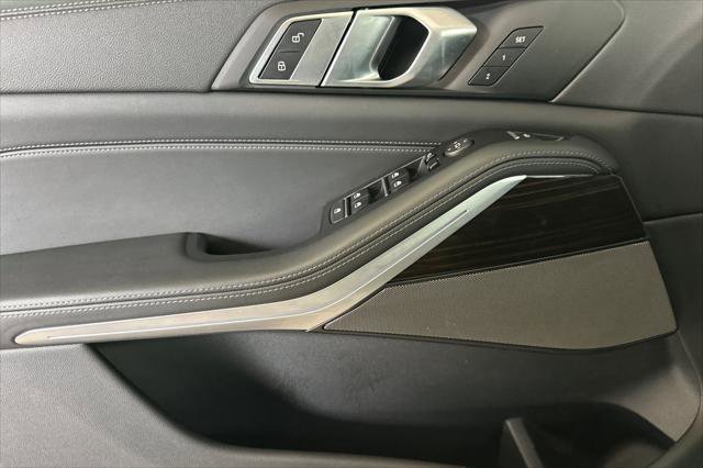 Used 2023 BMW X5 sDrive40i w/ Premium Package image 10