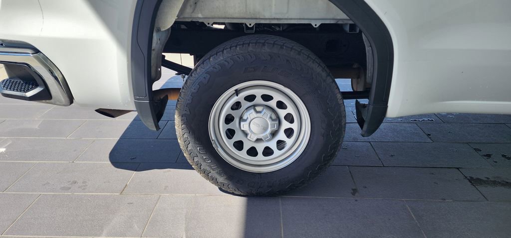 Used 2023 GMC Sierra 1500 Pro w/ Convenience Package AWD/4WD image 12