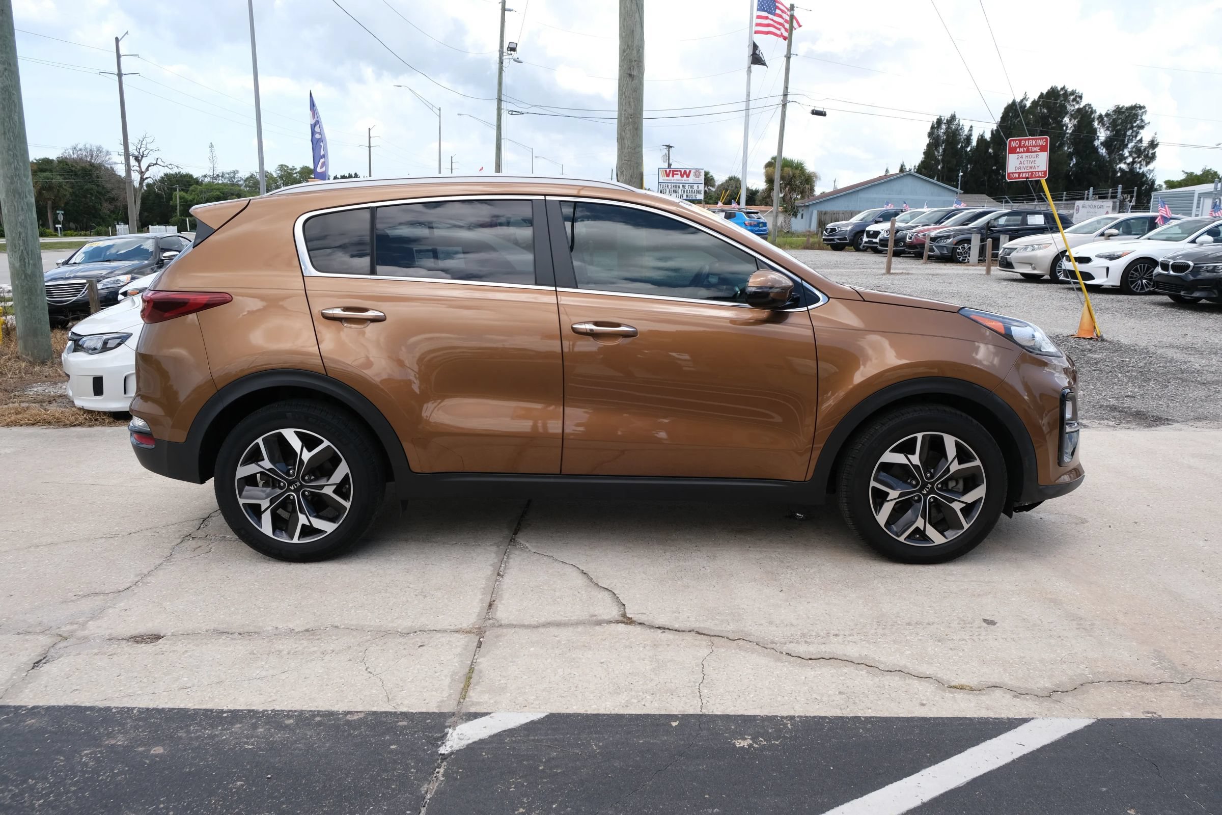 Used 2021 Kia Sportage EX FWD image 4
