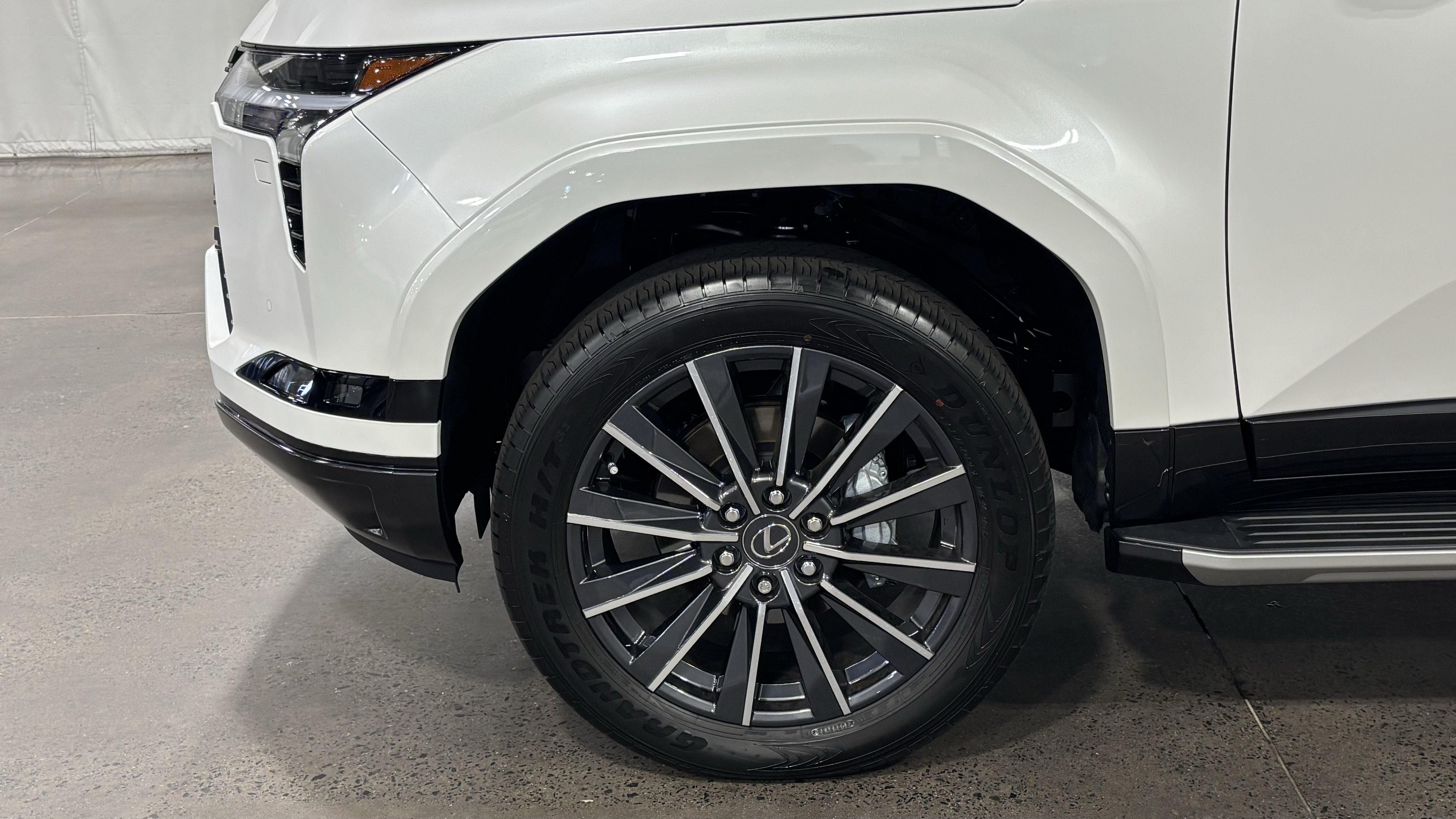 New 2026 Lexus GX 550 AWD/4WD image 8