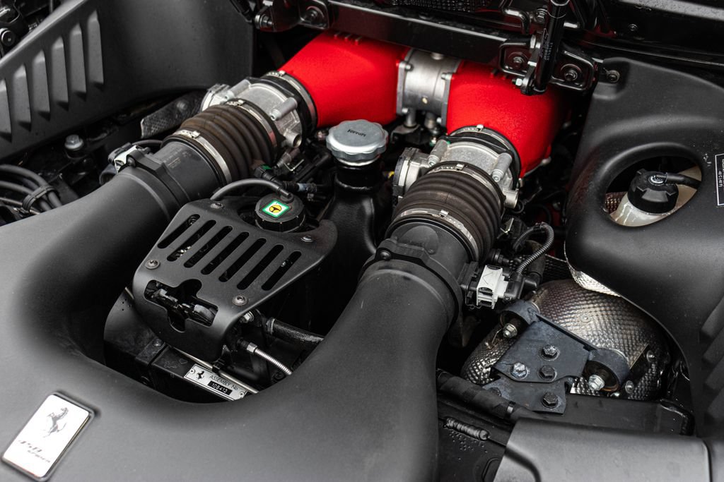 Used 2013 Ferrari 458 Spider RWD image 57