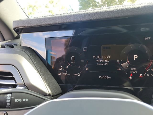 Certified 2025 GMC Yukon XL Denali image 32