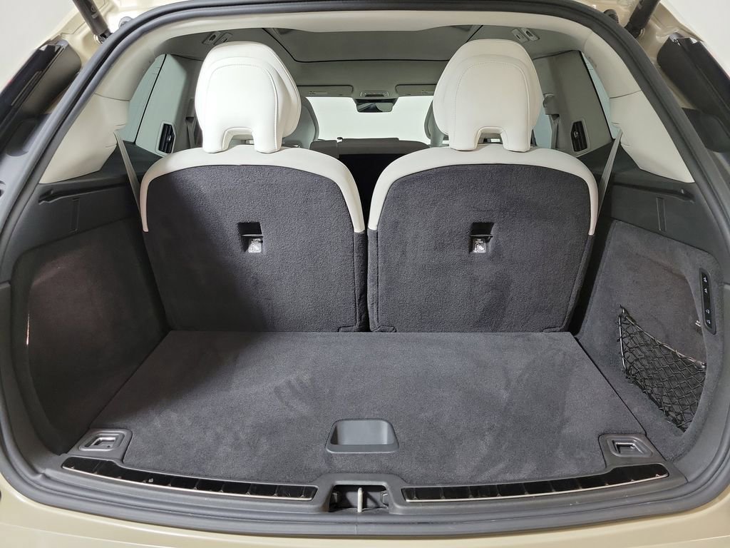 Certified 2025 Volvo EX90 Ultra AWD/4WD image 7