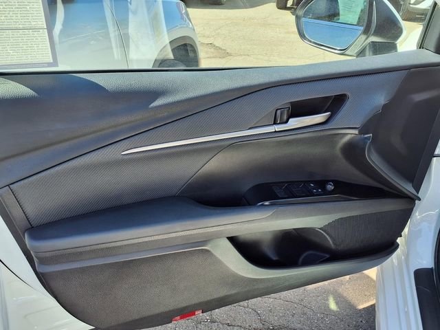 Used 2025 Toyota Camry SE FWD image 10