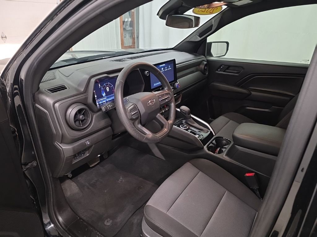 Used 2023 Chevrolet Colorado Trail Boss w/ Advanced Trailering Package image 13
