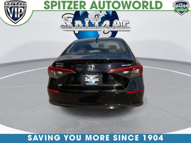 Used 2022 Honda Civic Touring image 2