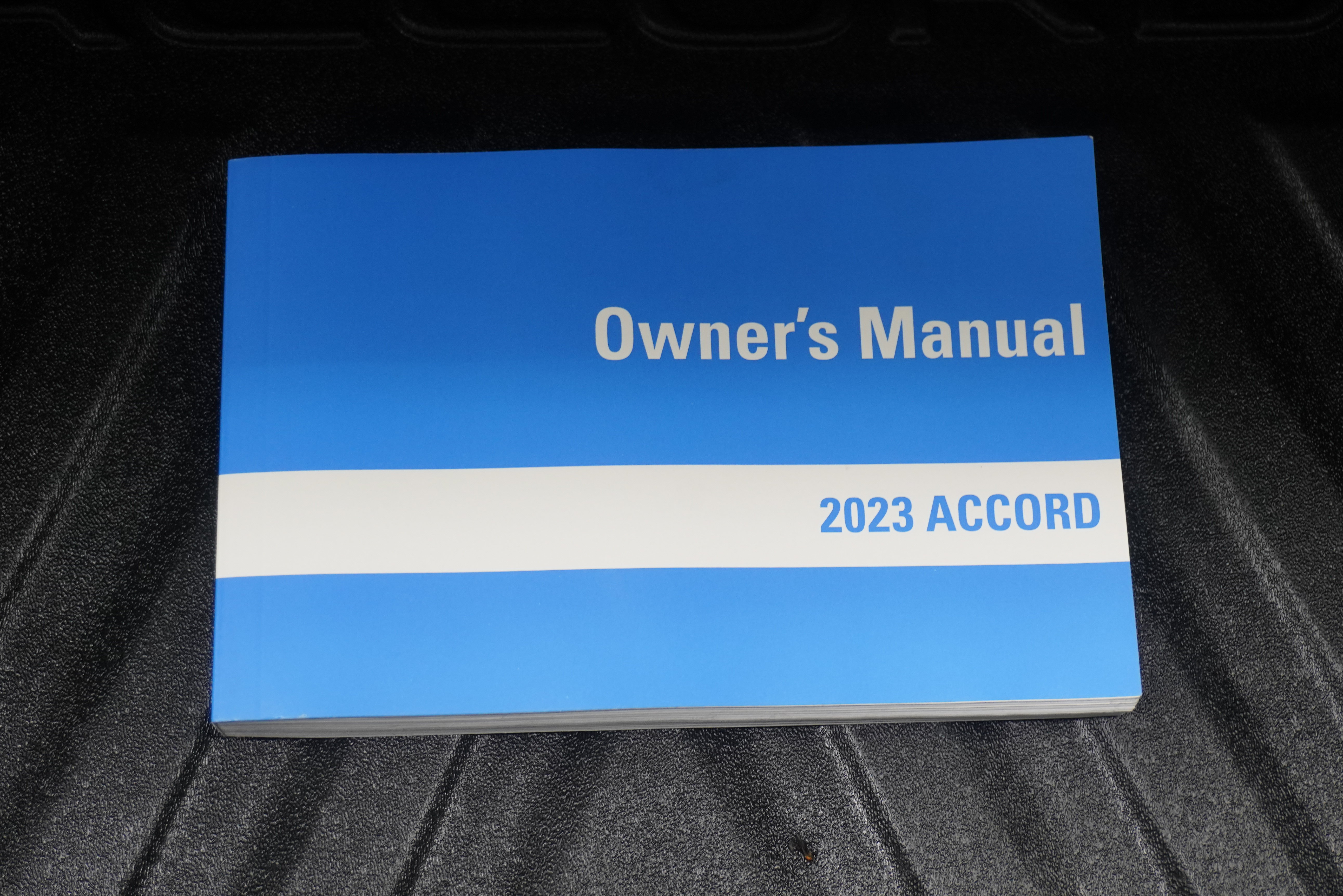 Used 2023 Honda Accord EX image 25