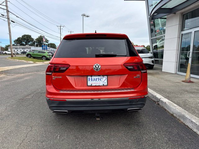 Used 2018 Volkswagen Tiguan SE AWD/4WD image 7