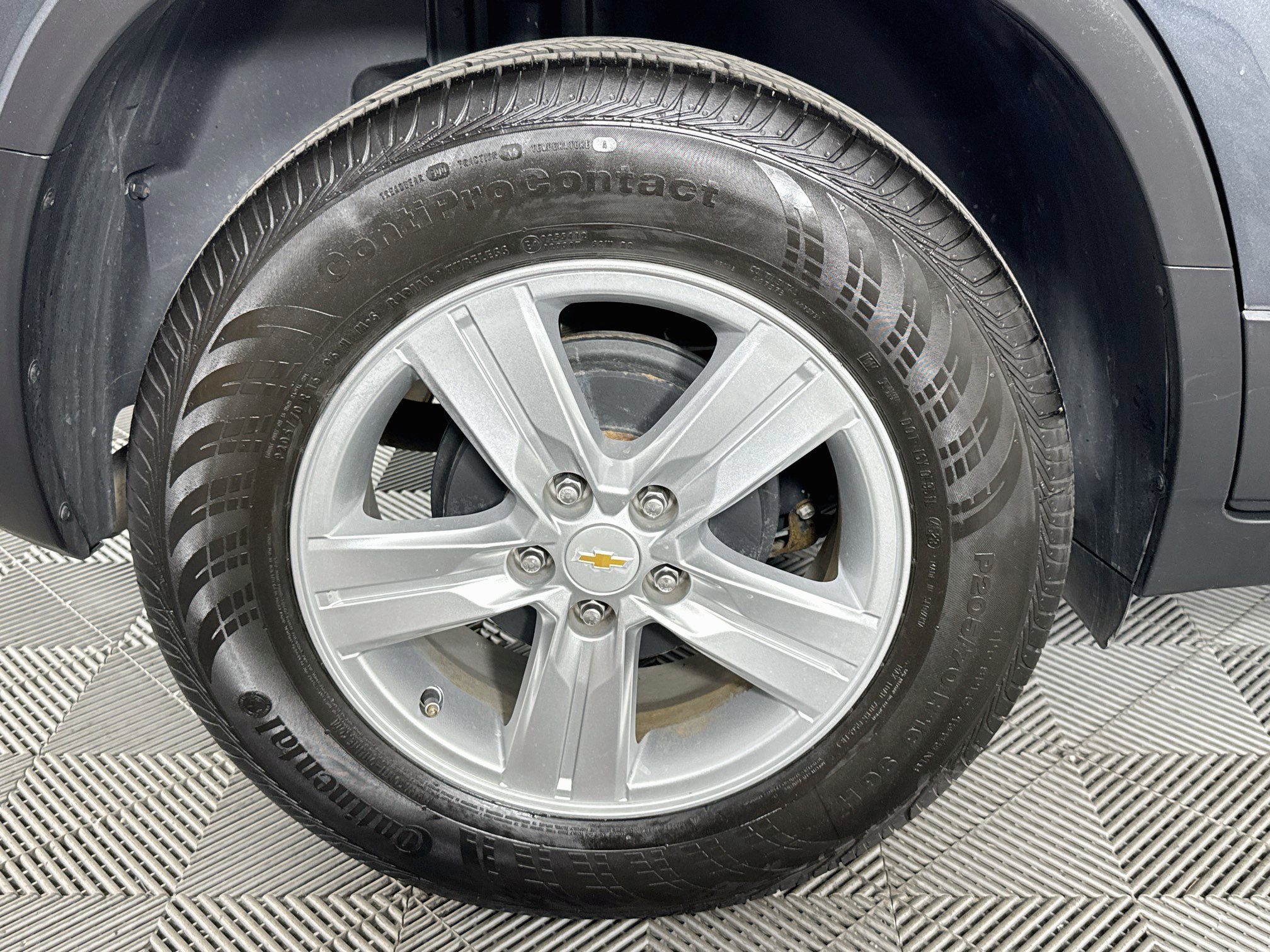 Used 2021 Chevrolet Trax LS FWD image 29