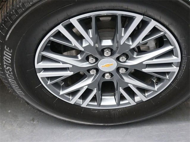 Used 2025 Chevrolet Traverse LT image 31