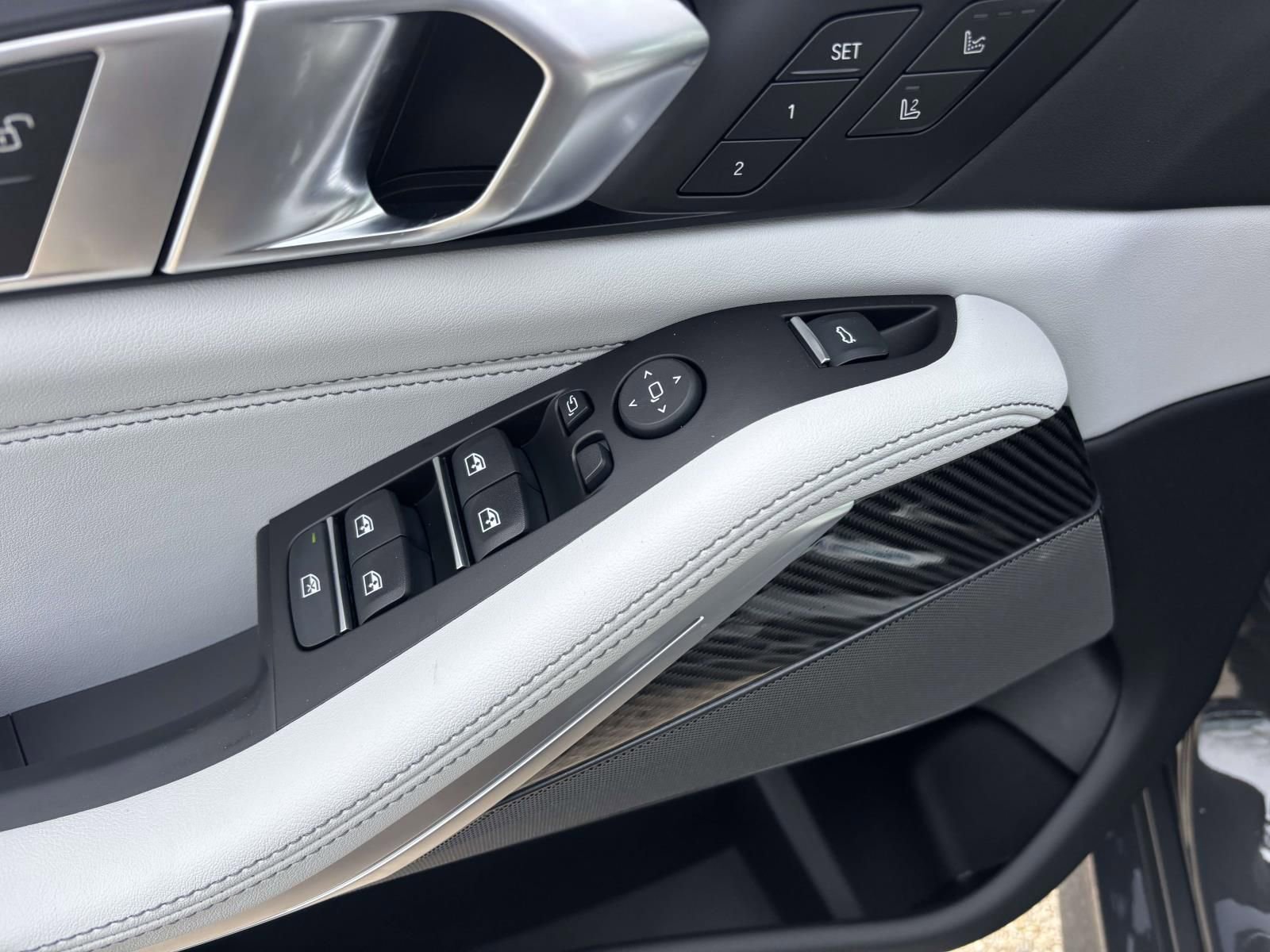 New 2026 BMW X5 M60i AWD/4WD image 13