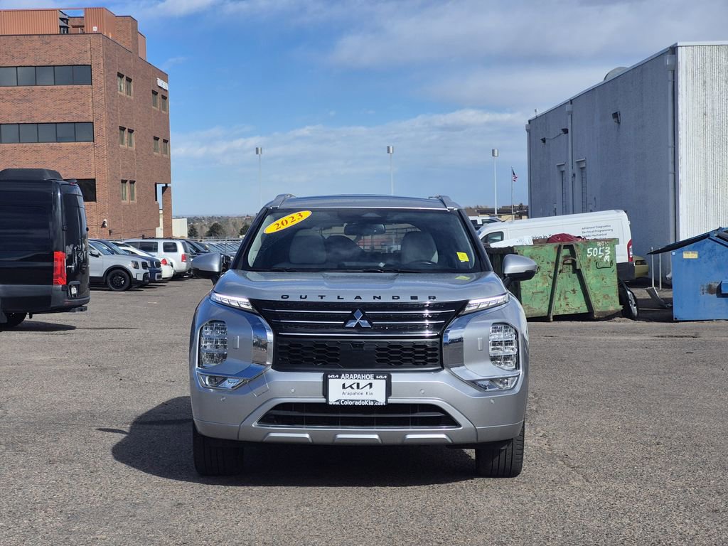 Used 2023 Mitsubishi Outlander SEL image 3