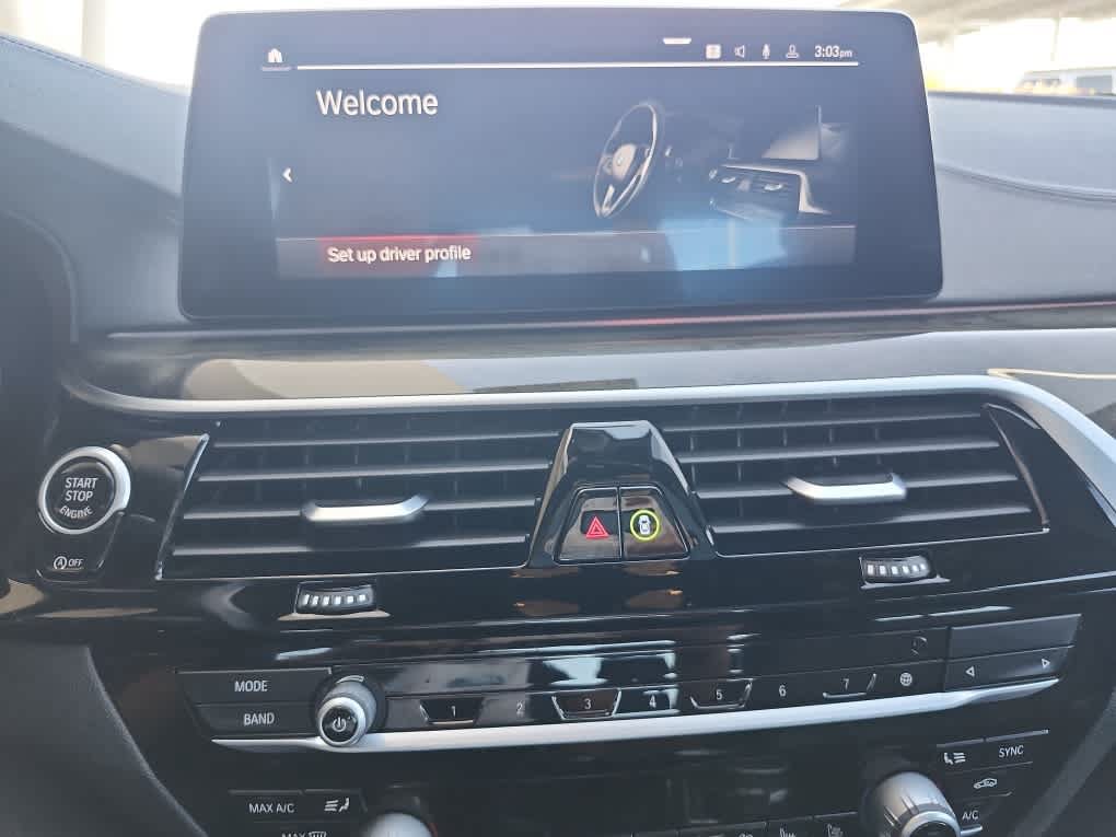 Used 2020 BMW M550i xDrive AWD/4WD image 16