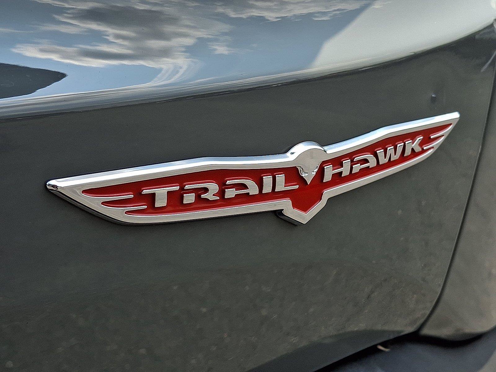 Certified 2022 Jeep Renegade Trailhawk w/ Sun/Sound Group AWD/4WD image 36