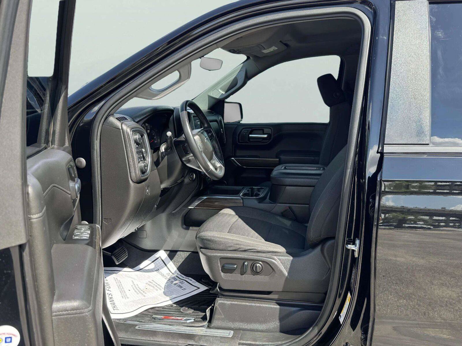 Used 2022 Chevrolet Silverado 1500 LT Trail Boss AWD/4WD image 22