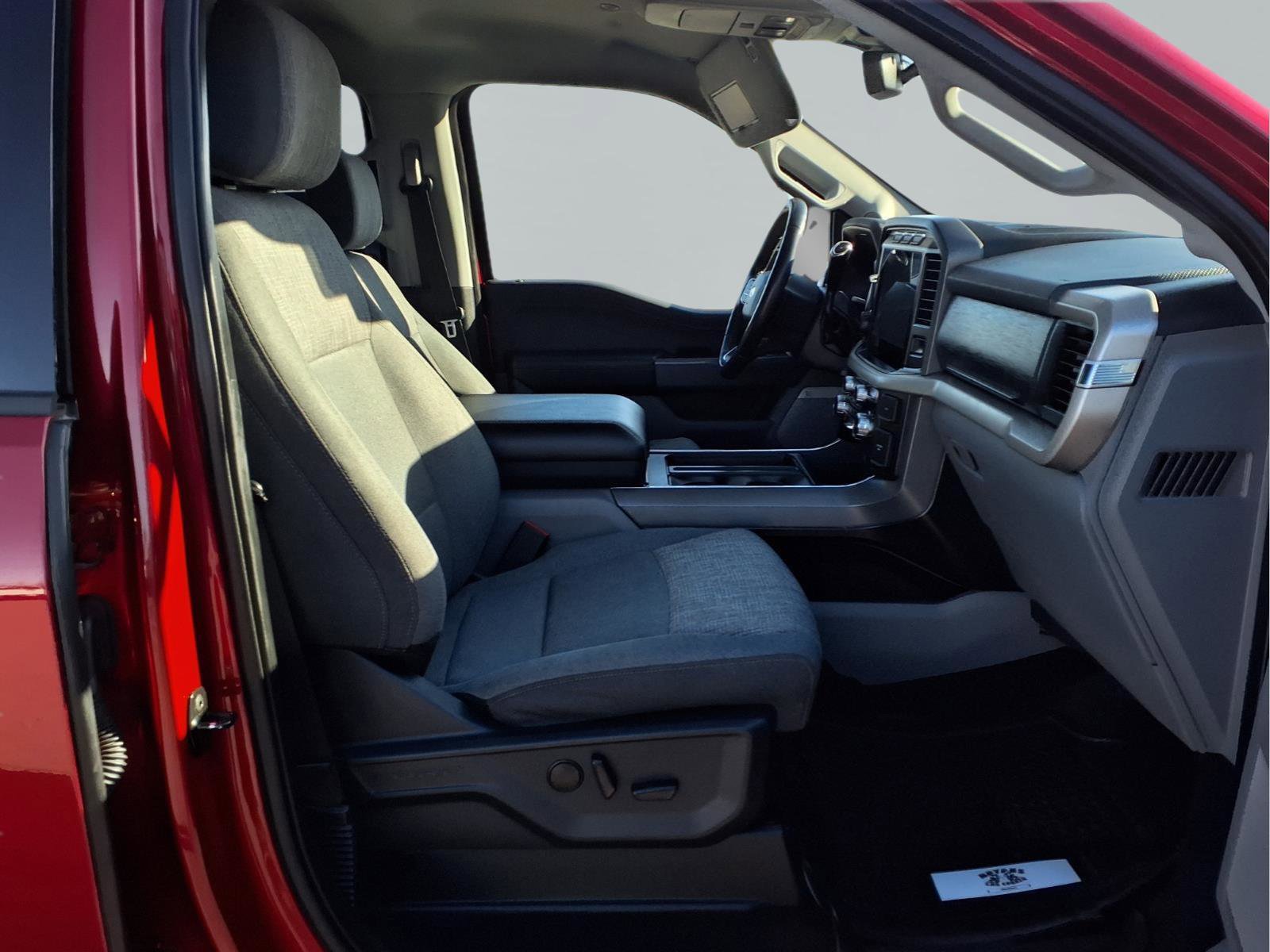 Used 2022 Ford F150 XLT w/ Equipment Group 302A High image 15