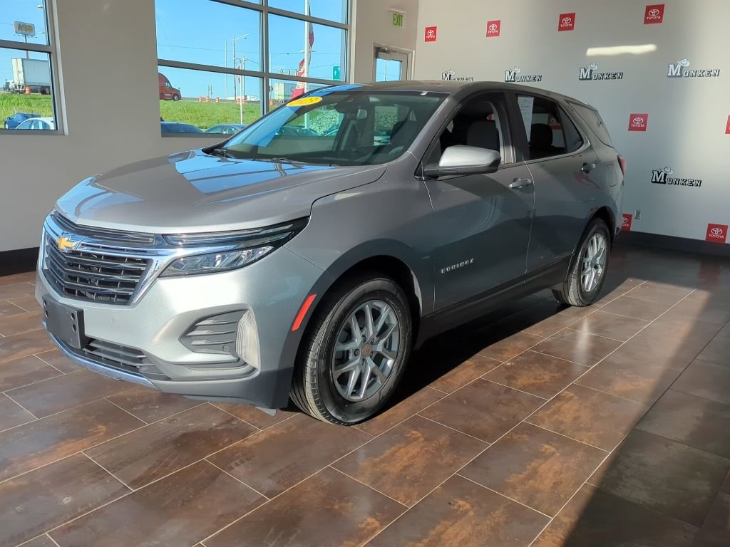 Used 2023 Chevrolet Equinox LT FWD image 3