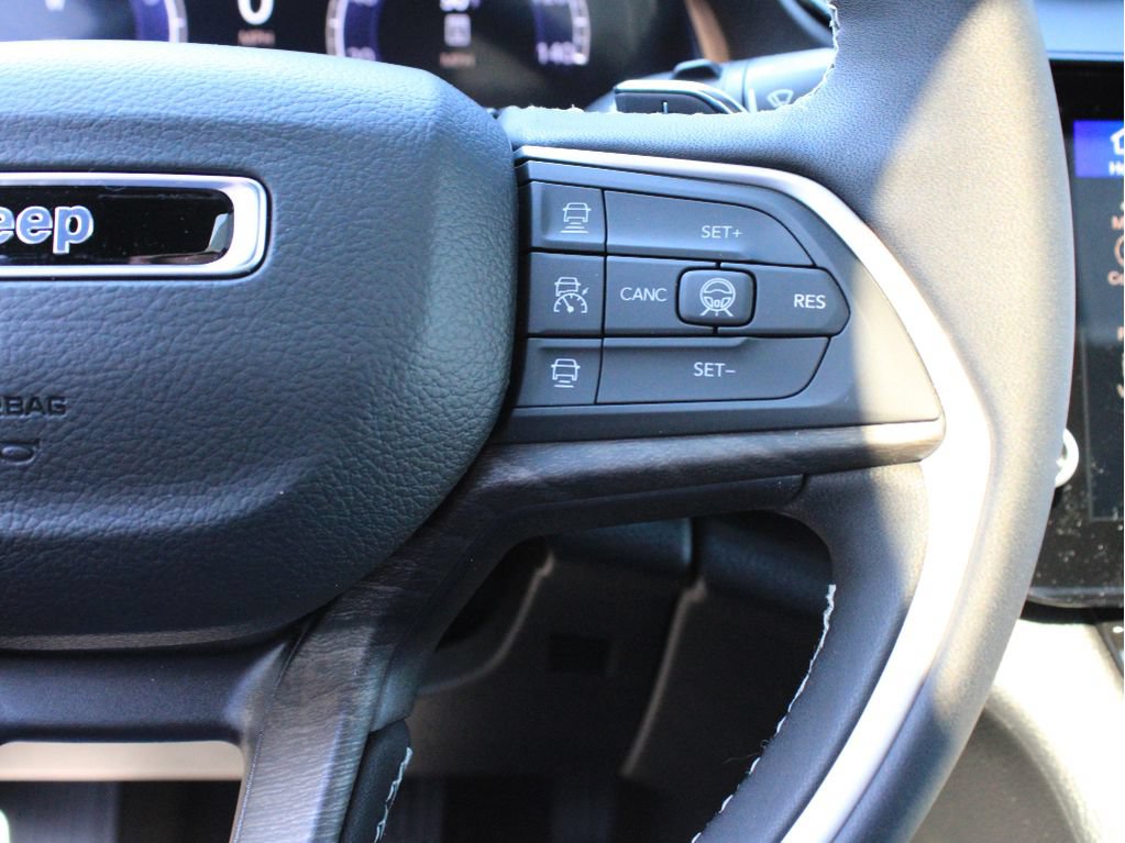 New 2026 Jeep Grand Cherokee L 4WD image 17