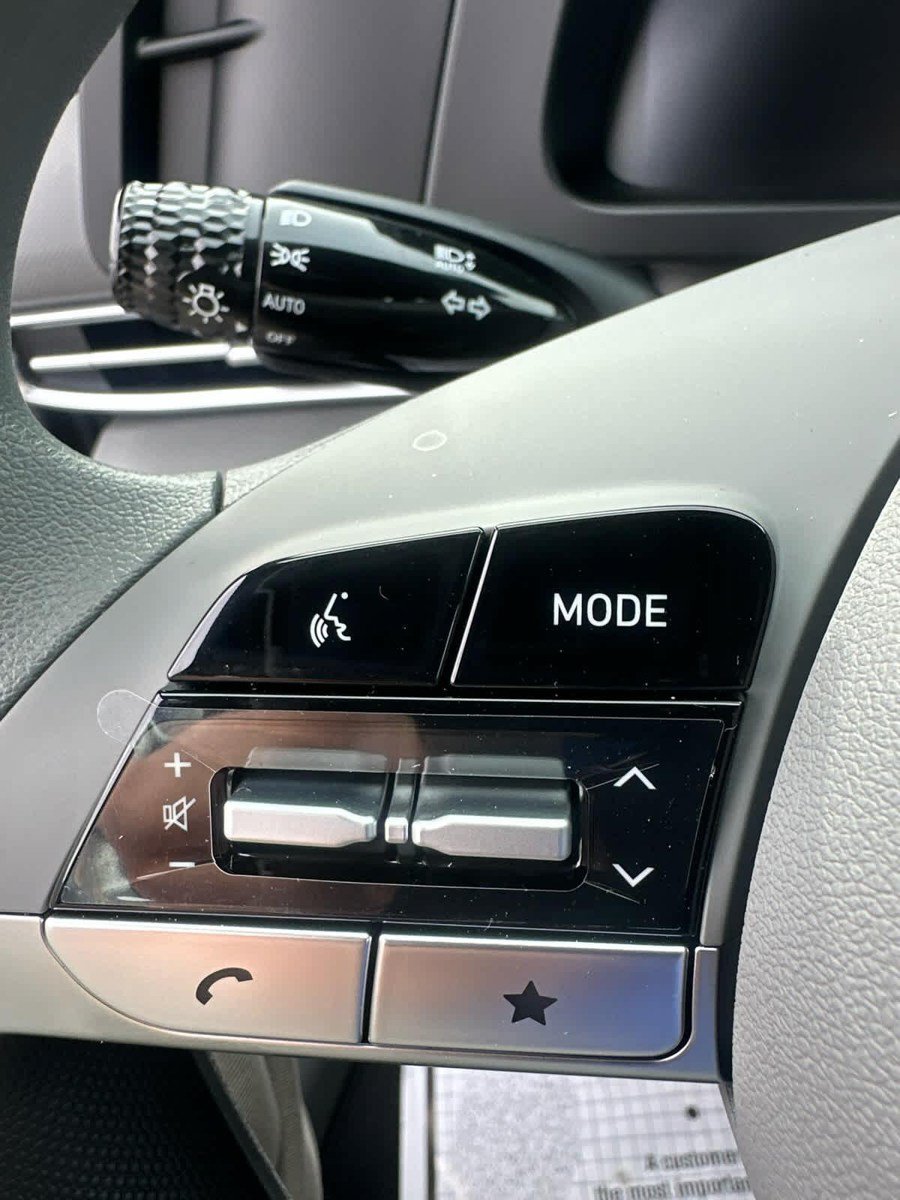 New 2026 Hyundai Elantra SE FWD image 11