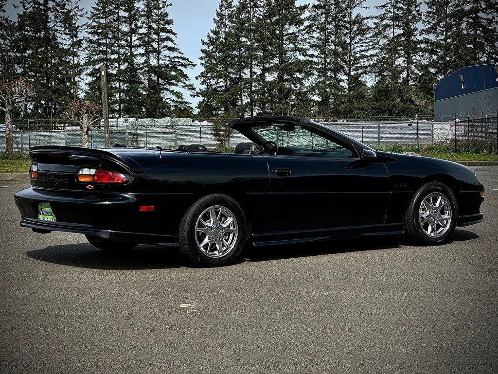 Used 2002 Chevrolet Camaro Z28 w/ Sport Appearance Pkg RWD image 12