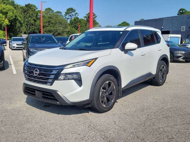 Certified 2024 Nissan Rogue SV w/ SV Premium Package FWD image 5