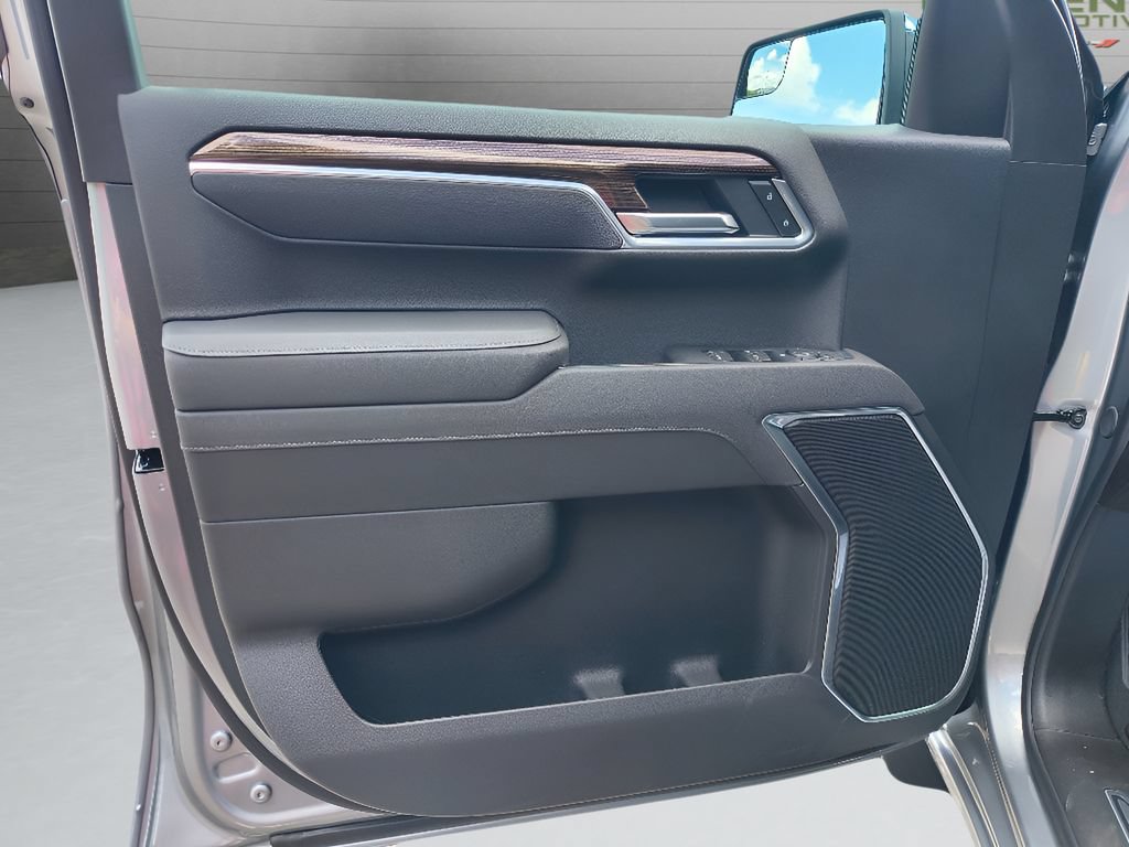 New 2026 Chevrolet Silverado 1500 LT AWD/4WD image 11