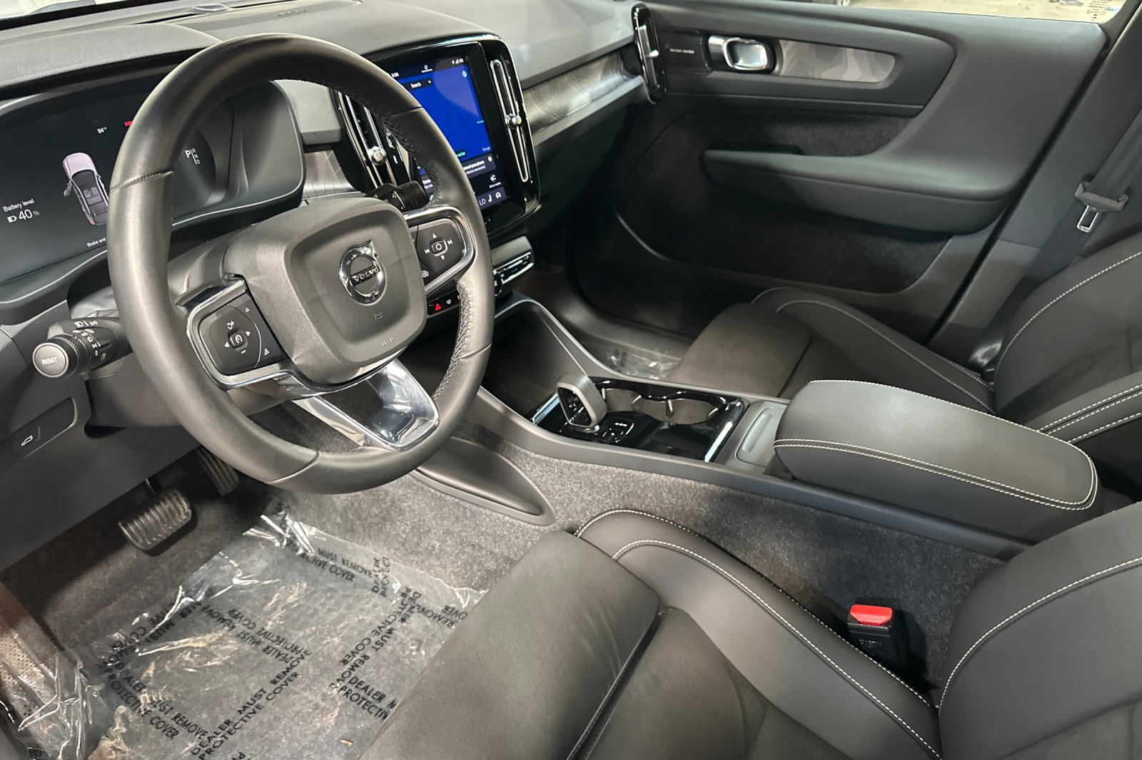 Certified 2023 Volvo C40 P8 Recharge Ultimate w/ Protection Package Premier AWD/4WD image 14