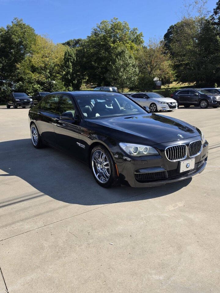 Used 2013 BMW 750Li xDrive AWD/4WD image 6