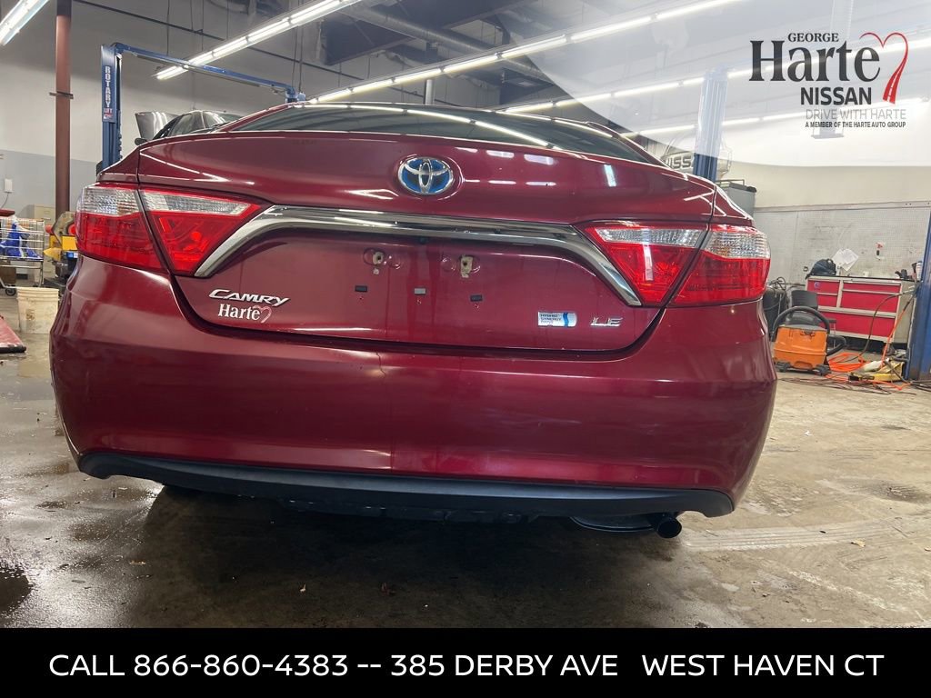 Used 2017 Toyota Camry LE image 3