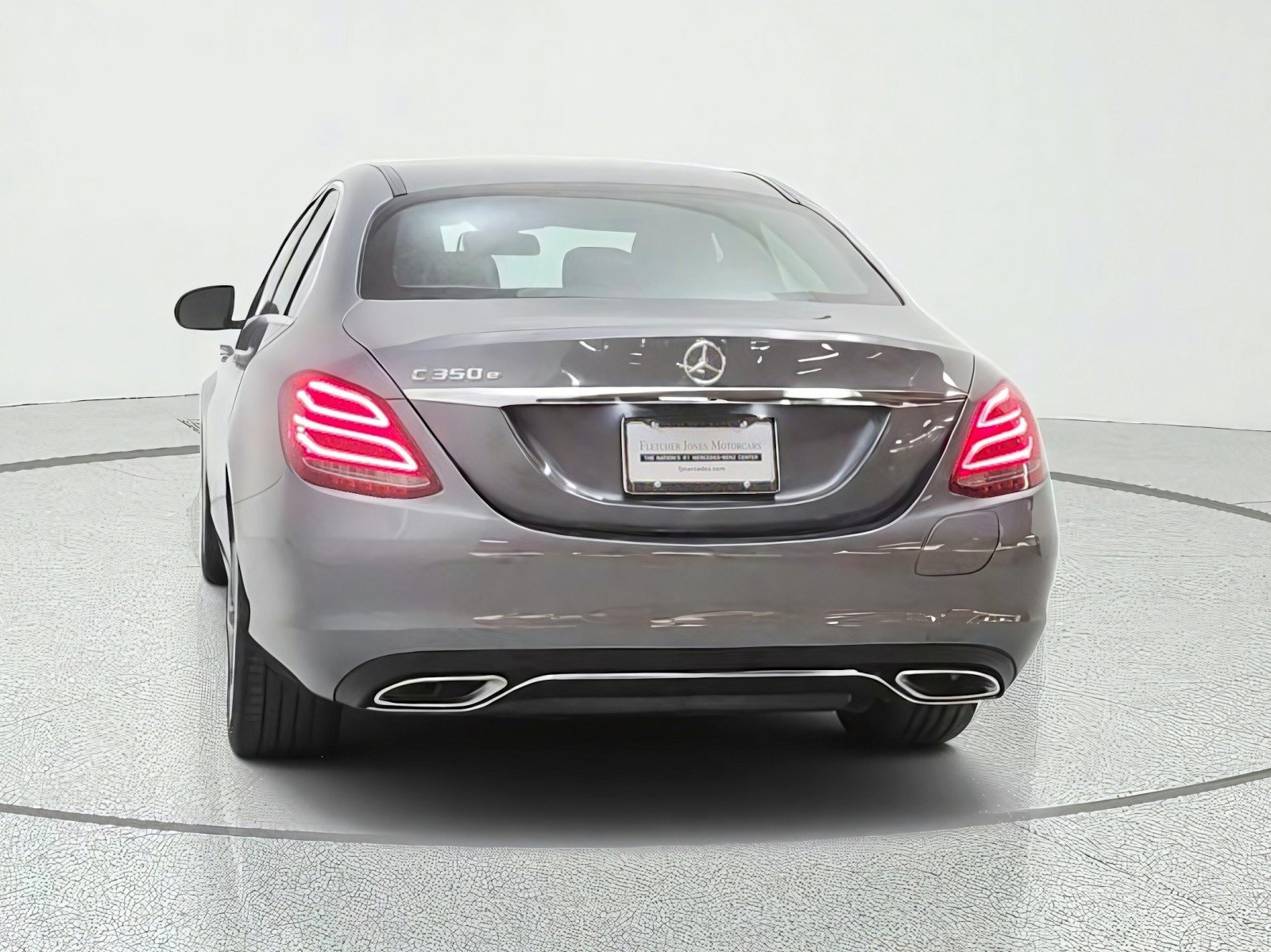 Used 2018 Mercedes-Benz C 350e Sedan image 6
