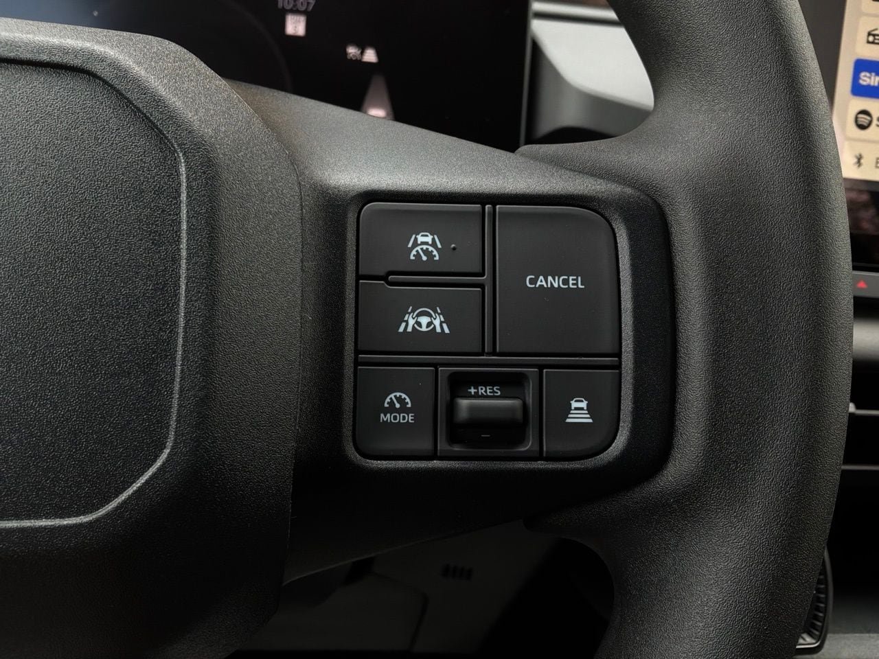 Used 2026 Toyota RAV4 LE AWD/4WD image 40