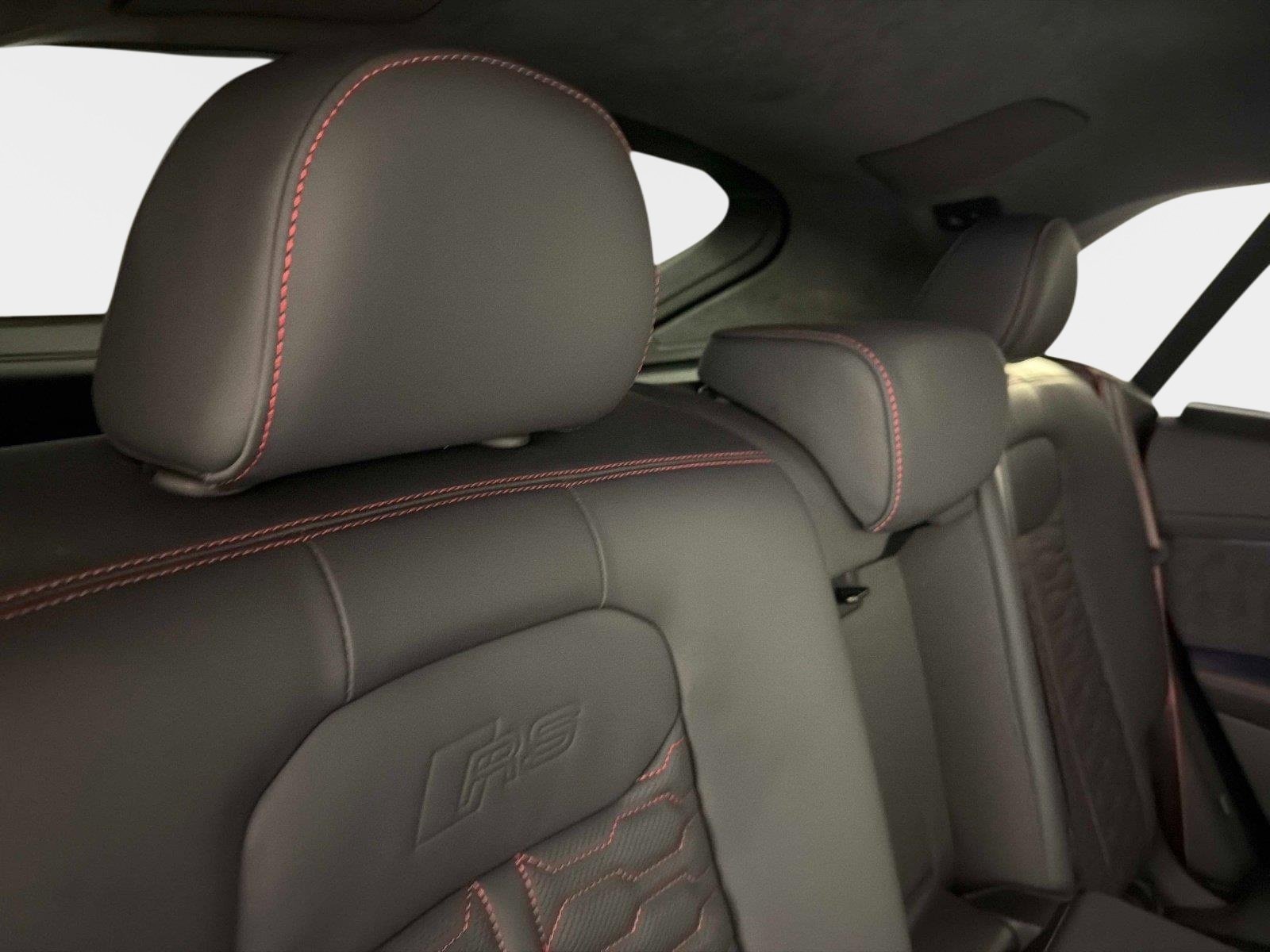 Used 2024 Audi RS Q8 image 27