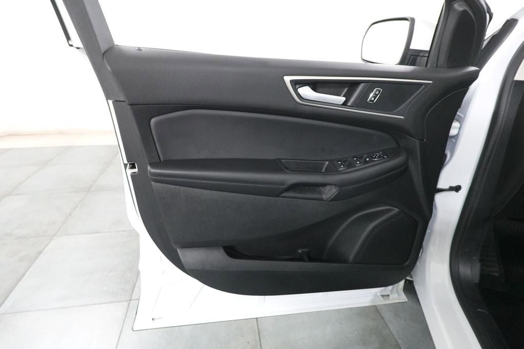 Used 2023 Ford Edge SEL AWD/4WD image 21