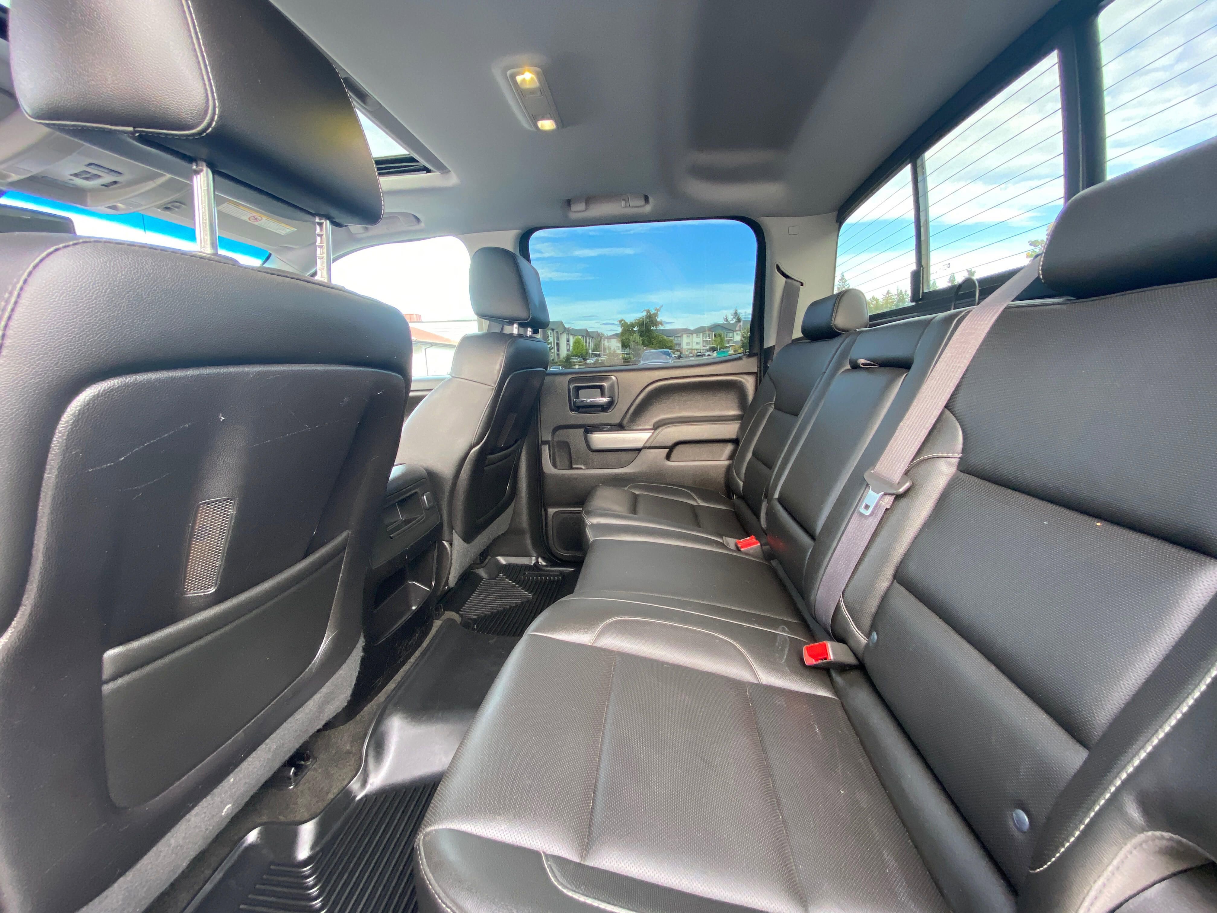 Used 2015 Chevrolet Silverado 3500 LTZ image 28