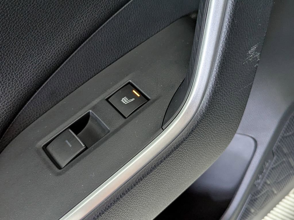 Used 2022 Toyota RAV4 XSE w/ Weather Package image 47